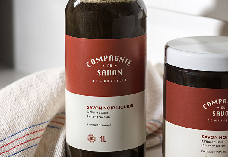 TEMPLATE---756x522-SAVON-NOIR-ZOOM